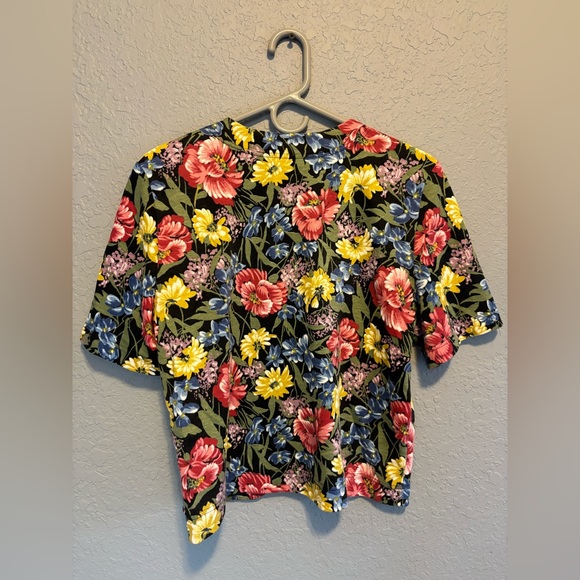 Fritzi California vintage floral button up top - medium - Picture 4 of 4